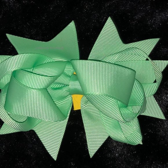Mint 5" Deluxe Bow   HANDCRAFTED     -kids-  (2) - Picture 3 of 3